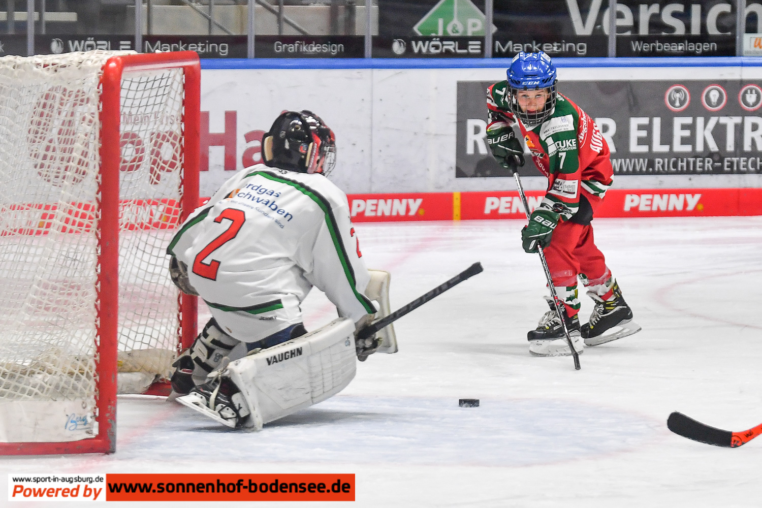 Eishockey-in-Augsburg  9186