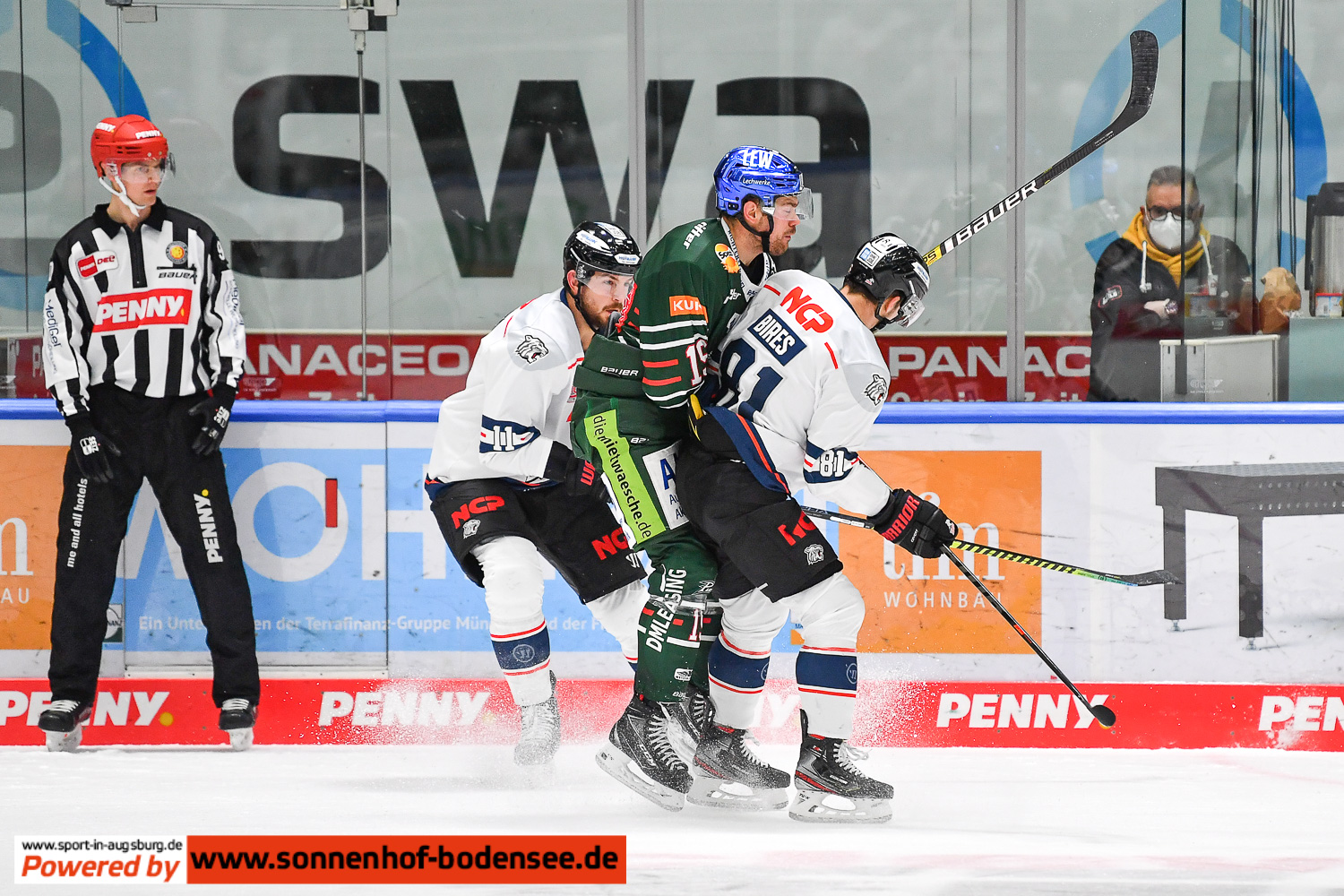 Eishockey-in-Augsburg 9971