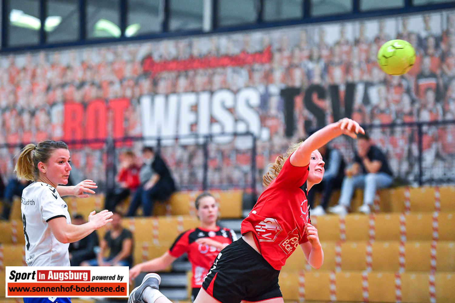 Handball-in-Augsburg  SIA 9759