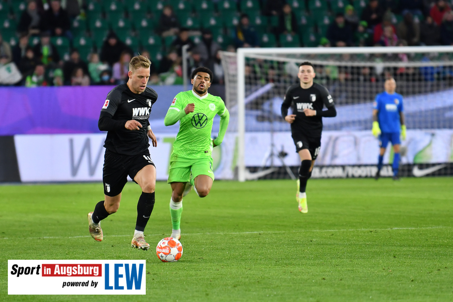 VfL Wolfsburg - FCA 06.11.21 - 32