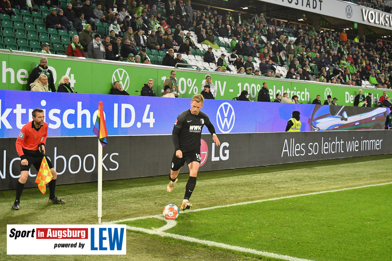 VfL Wolfsburg - FCA 06.11.21 - 30