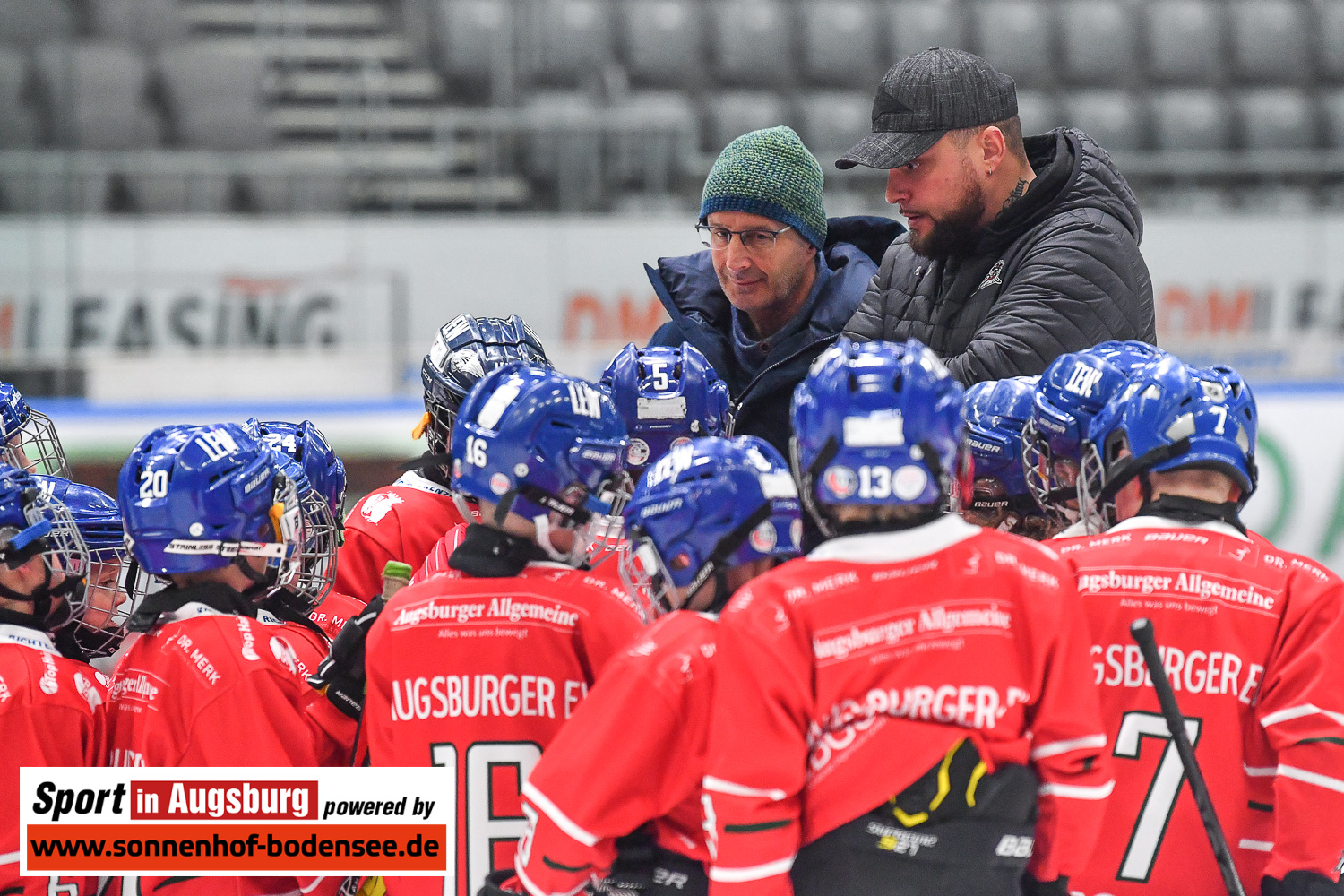 Augsburger-Eislaufverein-Eishockey-Ju...