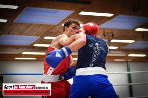 Bayerische-Meisterschaft-Boxen-Nikita-Iznosov-Tolga-Kunduraci-SIA_4797