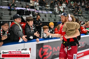 Eishockey_Derbysieger_AEV_6340