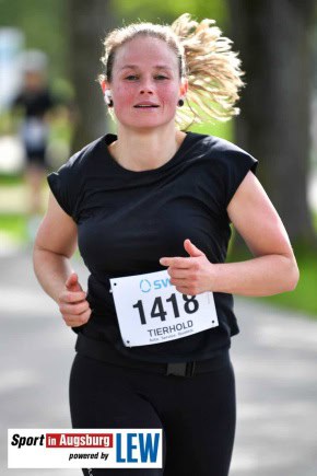 10-Kilometer-54.-AOK-Strassenlauf-Zieleinlauf-SIA_4115