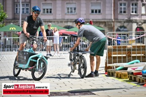 FLYING-ELEPHANT_Augsburg_9138