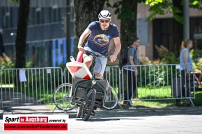 FLYING-ELEPHANT_Augsburg_9223