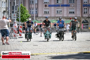 FLYING-ELEPHANT_Augsburg_9118