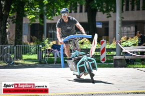 FLYING-ELEPHANT_Augsburg_9188