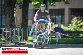 FLYING-ELEPHANT_Augsburg_9205