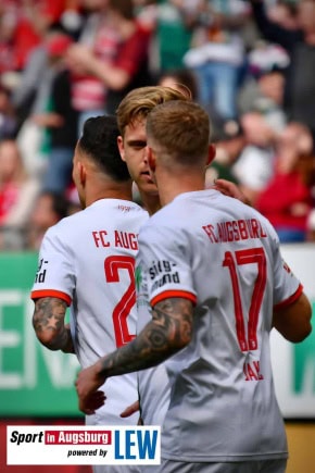 FC-Augsburg-Bundesliga-Fussball_2024-03-31-FC-Augsburg-1.-FC-Koeln-17