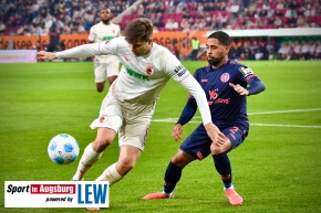 FC-Augsburg-1.-FSV-Mainz-05-Bundesliga-Fussball-Maenner_9168