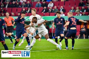 FC-Augsburg-1.-FSV-Mainz-05-Bundesliga-Fussball-Maenner_9198