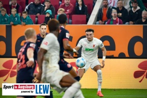 FC-Augsburg-1.-FSV-Mainz-05-Bundesliga-Fussball-Maenner_9228