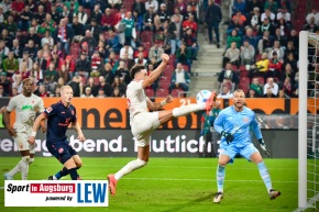 FC-Augsburg-1.-FSV-Mainz-05-Bundesliga-Fussball-Maenner_9263