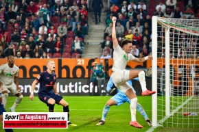 FC-Augsburg-1.-FSV-Mainz-05-Bundesliga-Fussball-Maenner_9265