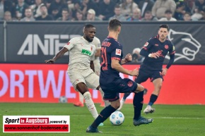 FC-Augsburg-1.-FSV-Mainz-05-Bundesliga-Fussball-Maenner_9285