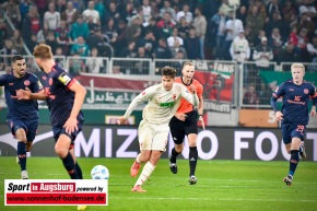 FC-Augsburg-1.-FSV-Mainz-05-Bundesliga-Fussball-Maenner_9315