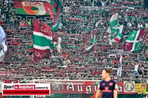 FC-Augsburg-1.-FSV-Mainz-05-Bundesliga-Fussball-Maenner_9320