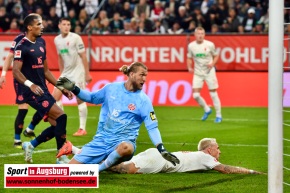 FC-Augsburg-1.-FSV-Mainz-05-Bundesliga-Fussball-Maenner_9380