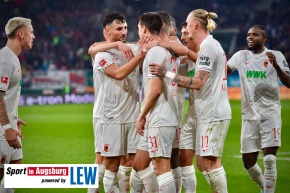 FC-Augsburg-Borussia-Moenchengladbach-Bundesliga-Fussball-Maenner_9707