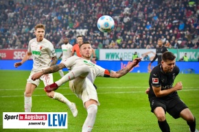 FC-Augsburg-Borussia-Moenchengladbach-Bundesliga-Fussball-Maenner_9724