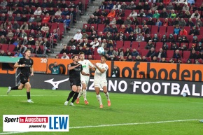 FC-Augsburg-Borussia-Moenchengladbach-Bundesliga-Fussball-Maenner_9751