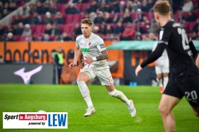 FC-Augsburg-Borussia-Moenchengladbach-Bundesliga-Fussball-Maenner_9766