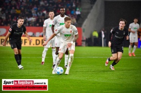 FC-Augsburg-Borussia-Moenchengladbach-Bundesliga-Fussball-Maenner_9831