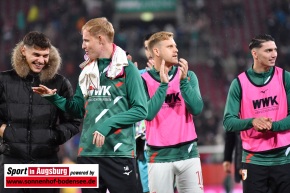 FC-Augsburg-Borussia-Moenchengladbach-Bundesliga-Fussball-Maenner_9856