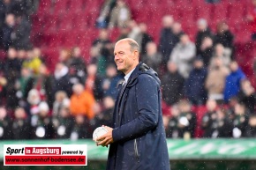 FC-Augsburg-Borussia-Moenchengladbach-Bundesliga-Fussball-Maenner_9859