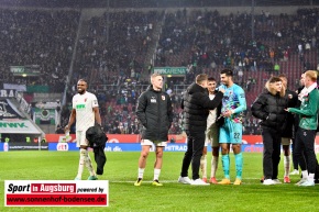 FC-Augsburg-Borussia-Moenchengladbach-Bundesliga-Fussball-Maenner_9865