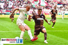 FC-Augsburg-St.-Pauli-Bundesliga-Fussball-Herren_8888