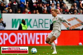 FC-Augsburg-St.-Pauli-Bundesliga-Fussball-Herren_9016