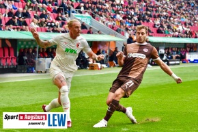 FC-Augsburg-St.-Pauli-Bundesliga-Fussball-Herren_8792