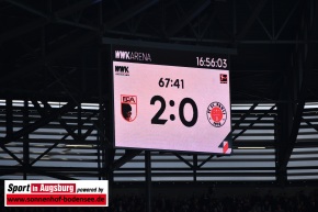 FC-Augsburg-St.-Pauli-Bundesliga-Fussball-Herren_8996