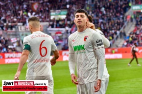 FC-Augsburg-St.-Pauli-Bundesliga-Fussball-Herren_9054