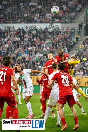 FC-Augsburg_VfB-Stuttgart_Bundesliga_-Fussball_FC-Augsburg-VfB-Stuttgart-10.05.24-32