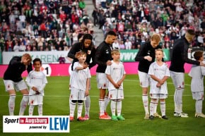 FC-Augsburg_VfB-Stuttgart_Bundesliga_-Fussball_FC-Augsburg-VfB-Stuttgart-10.05.24-8