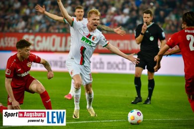 FC-Augsburg_VfB-Stuttgart_Bundesliga_-Fussball_FC-Augsburg-VfB-Stuttgart-10.05.24-28