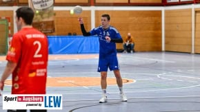 SC-Kissing-Handball_9688