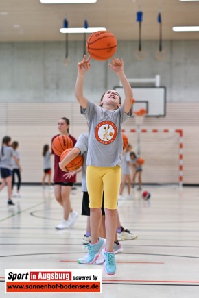 Schwaebische-Basketball-Grundschulliga-Bayerische-Meister-AEV_7546