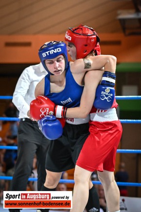 Boxen-Deutsche-Meisterschaft-U19-Maxi-Kloetzer-blaues-Trikot-AEV_1106