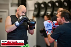 Ultimate-Gym-Muay-Thai-Workshop-mit-Damien-Alamos_4179