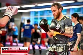 Ultimate-Gym-Muay-Thai-Workshop-mit-Damien-Alamos_4469