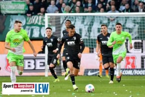 FC_Augsburg_Fussball_Bundesliga_2024-03-16_VfL_Wolfsburg_-_FC_Augsburg__1-3__-_11