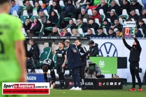 VfL_Wolfsburg_Fussball_Bundesliga_2024-03-16_VfL_Wolfsburg_-_FC_Augsburg__1-3__-_44